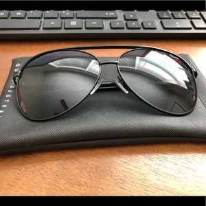 Quay Black Aviators